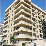 Apartman Familiarronda4 *